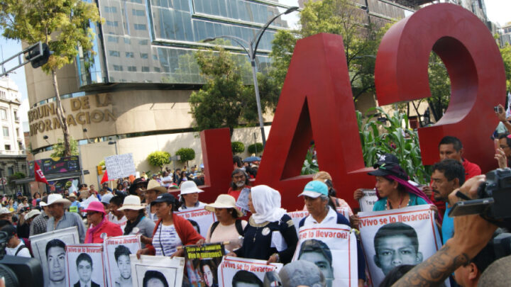 Nuevo giro para los 43 de Ayotzinapa