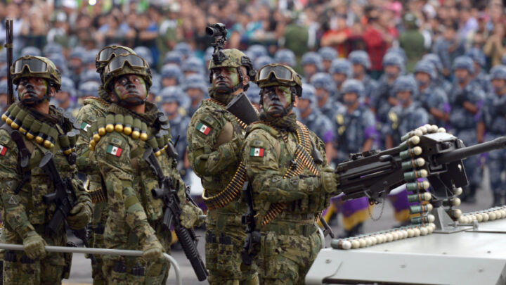 ¿Por qué continuar con la militarización en México?